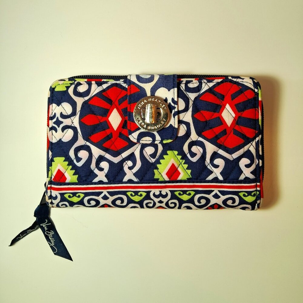Vera Bradley Quilted Fabric Twist Lock Wallet